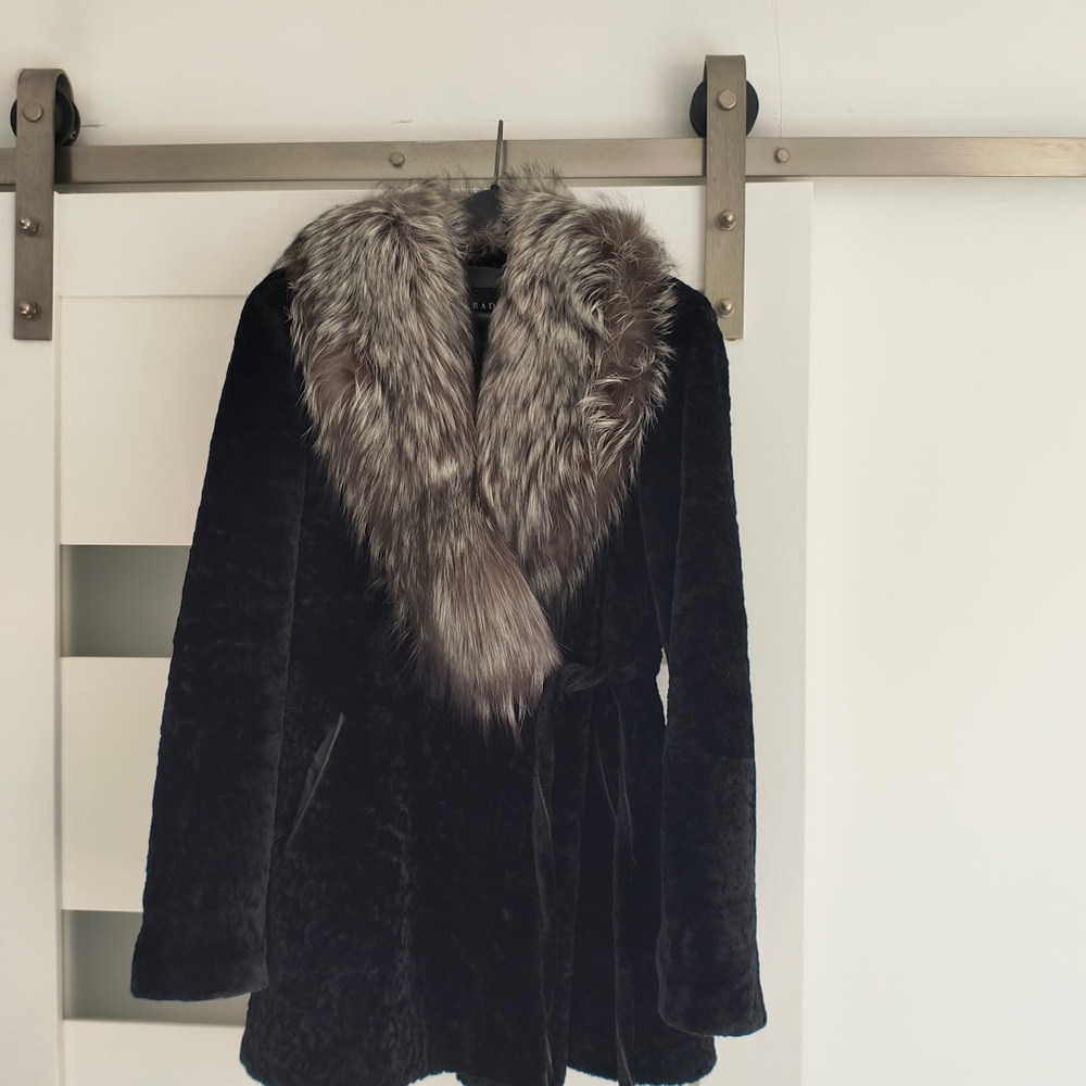 Mouton Silver Fox Fur Wrap Women's Coat